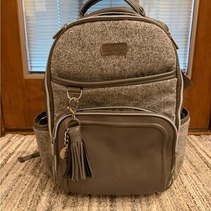 Itzy Ritzy Heathered Gray Baby Bag with Tan Accents